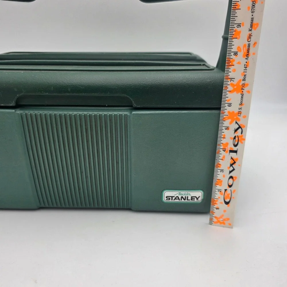 Vintage Aladdin Stanley Lunch Box Cooler Green Plastic Hard Shell 6/90 USA Made